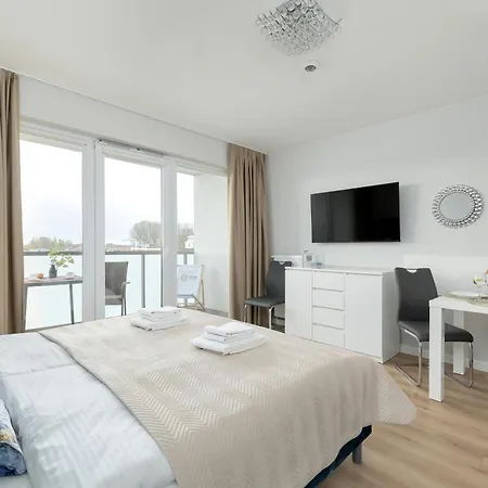 Apartament Seaside Kasprowicza 20 Kołobrzeg- Basen&sauna&jacuzzi&fitness&parking *